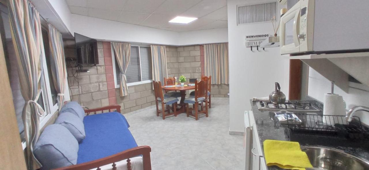 Look Departamentos Apartman Carhué Kültér fotó